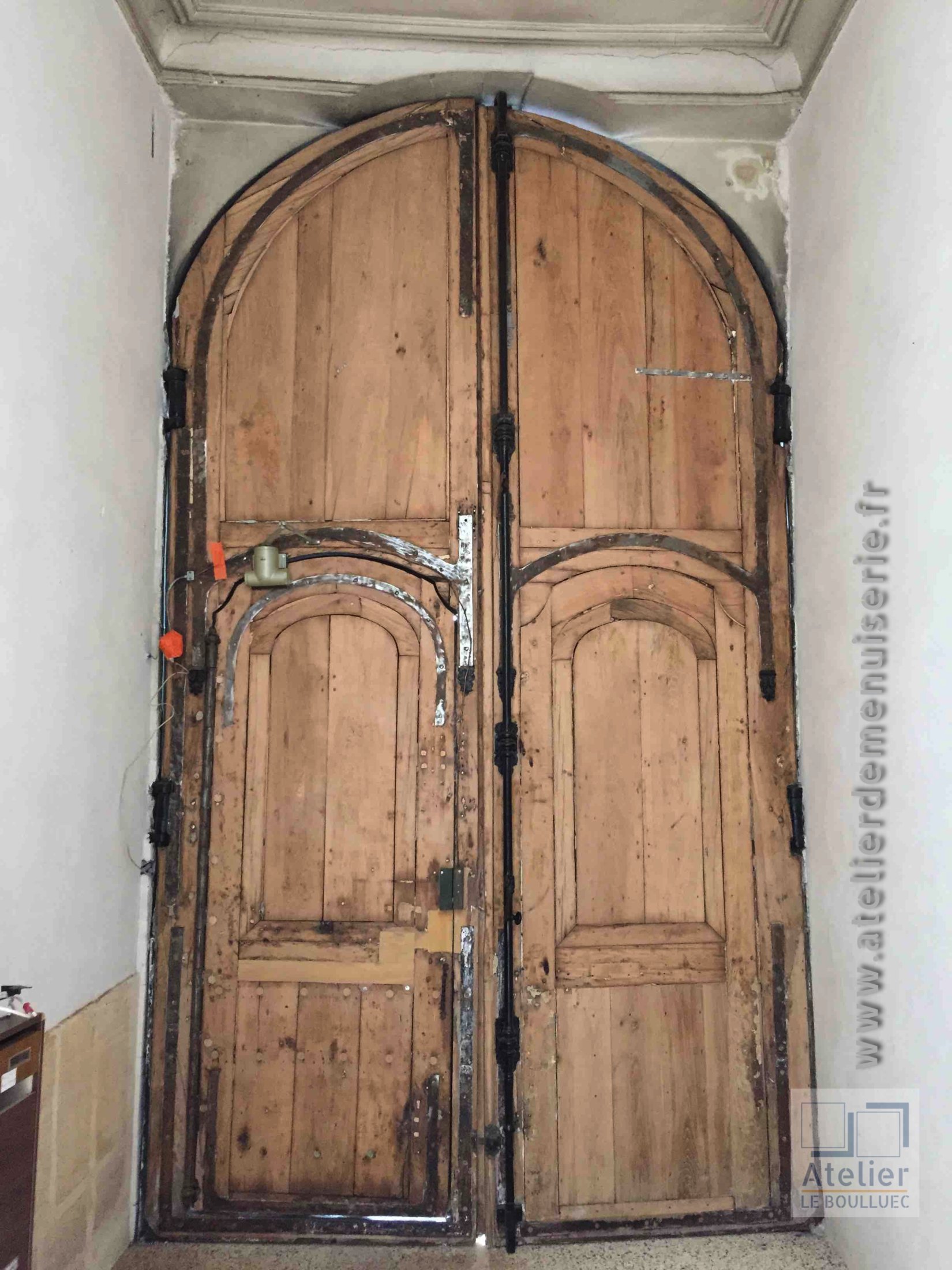 2015 09 Porte Cochere Du 4 Rue Monsieur Le Prince Paris 6 - Coté Intérieur