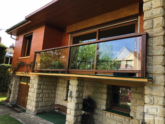 2018 08 Garde Corps Bois Et Verre Photo1