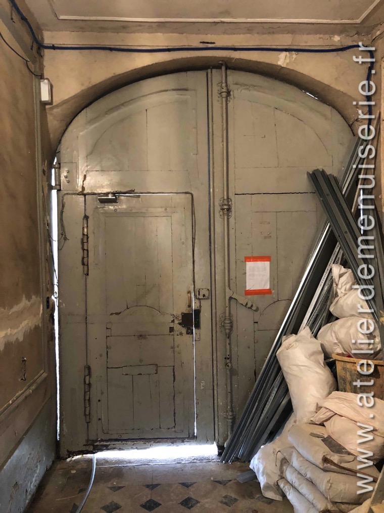 2018 12 Porte Cochère 4 Av Maréchal Joffre Versailles P2 Porte Ancienne Vue Int