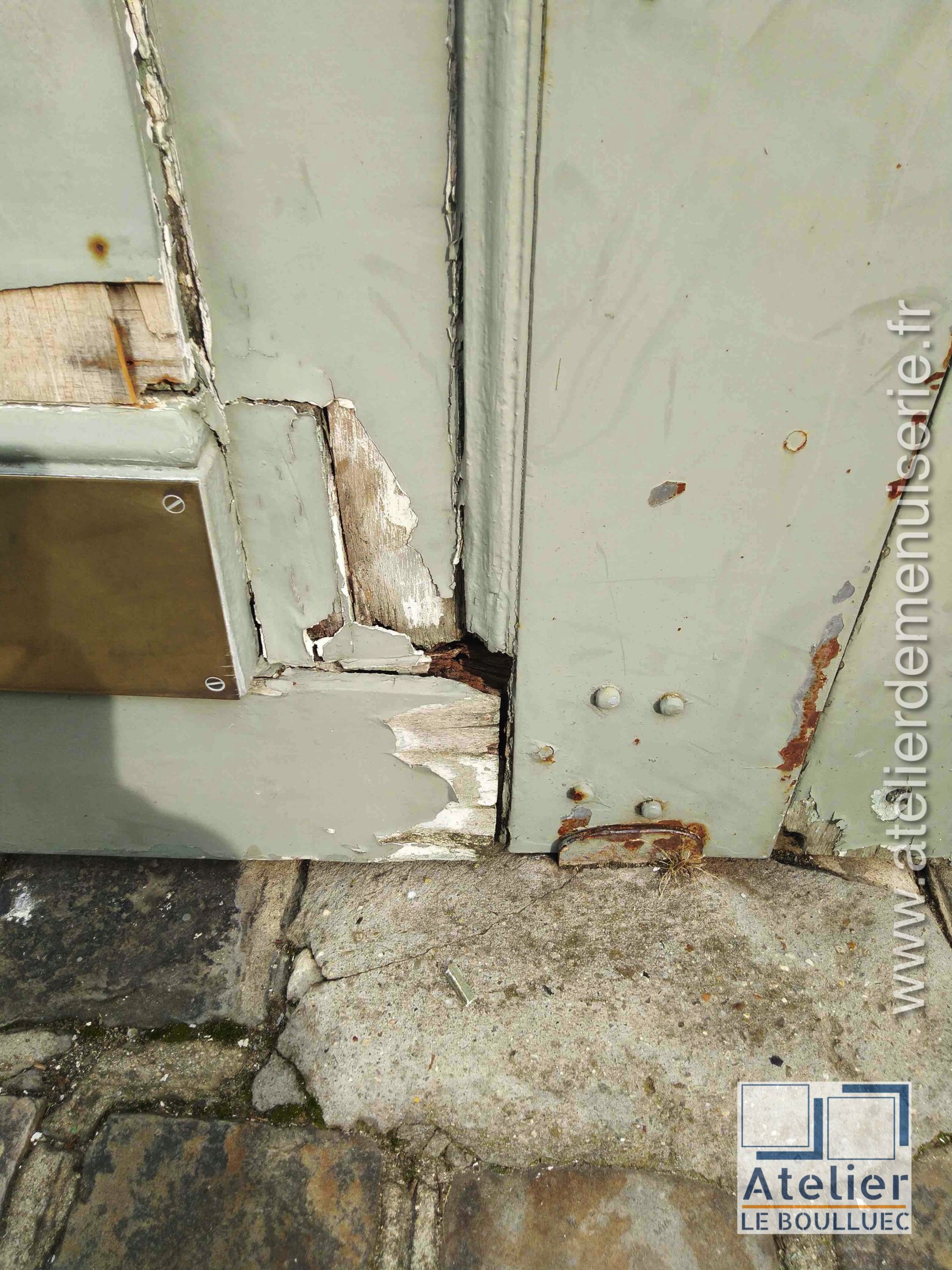 2022 03 Porte Cochère 7 Rue Neuve Notre Dame P2 Vue Ext Détail Avant Remplacement