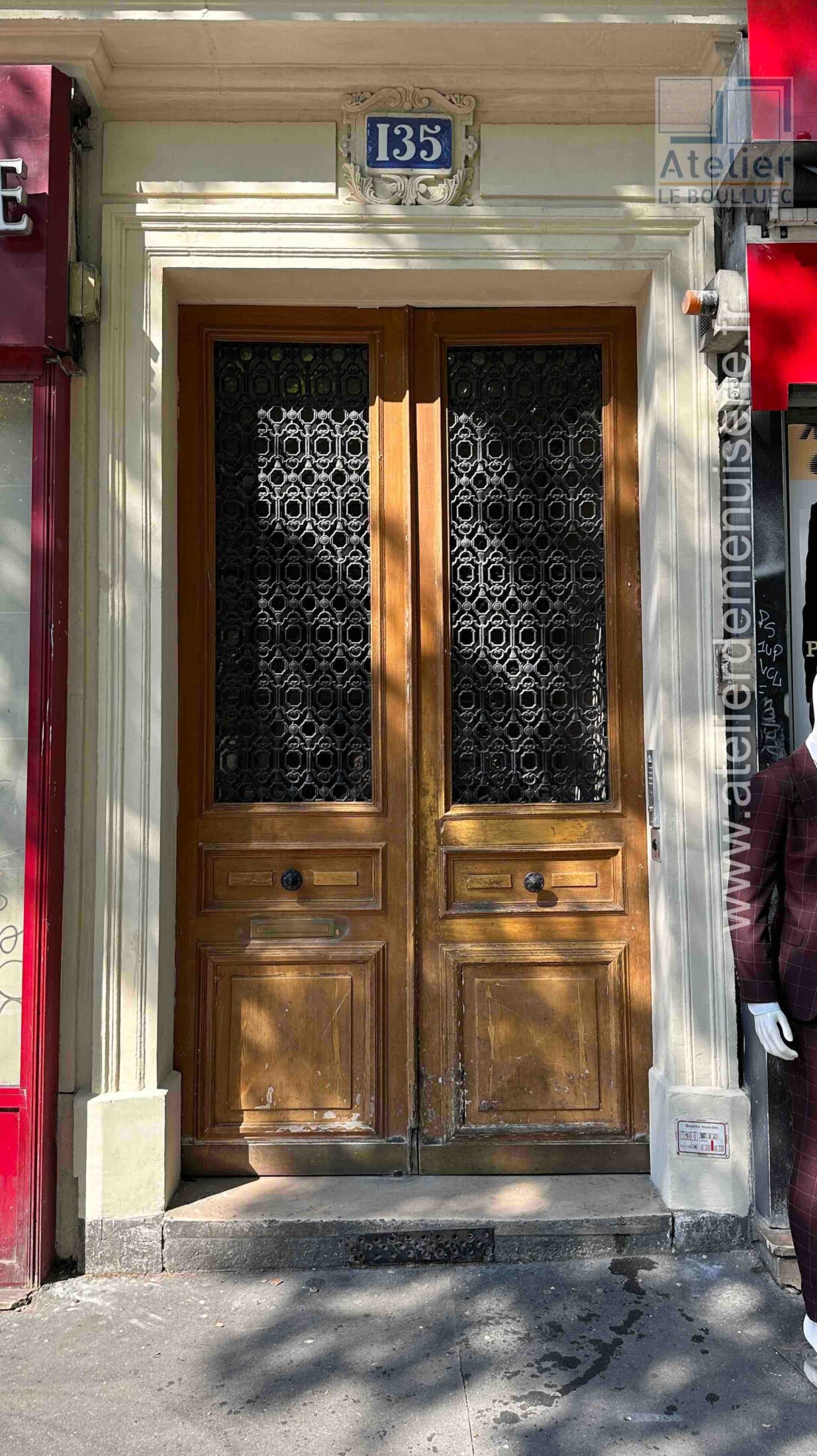 2024 10 - PORTE RUE 135 BD DE MAGENTA - P0 AVANT