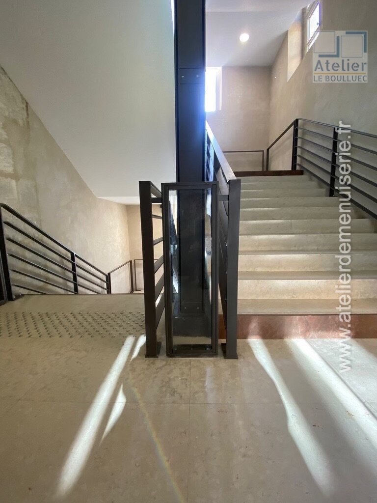 2025 03 - Gardes Corps Centre Des Bernardins P2