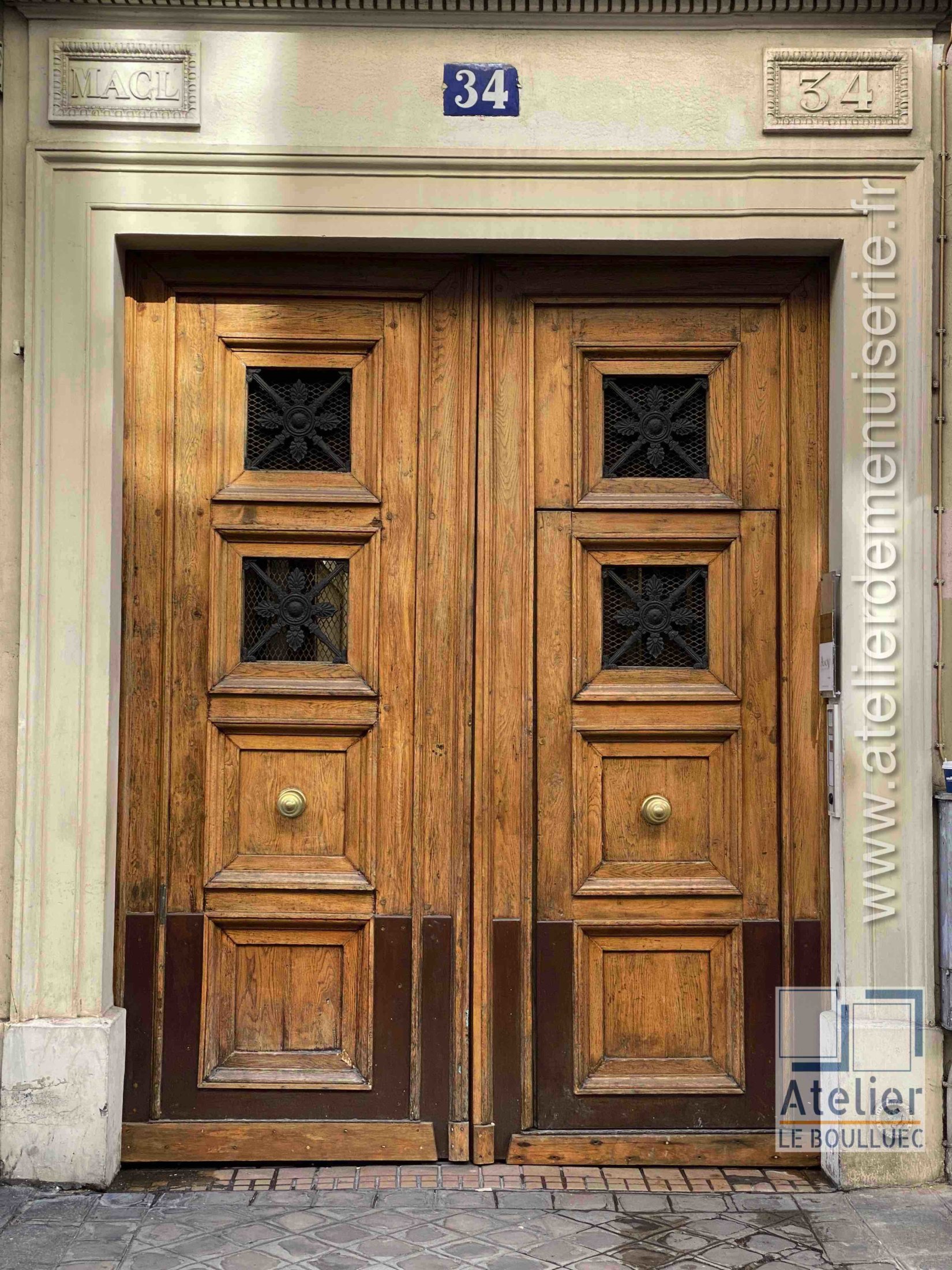 Porte Cochère LOUIS XV - 34 RUE VIGNON PARIS 9