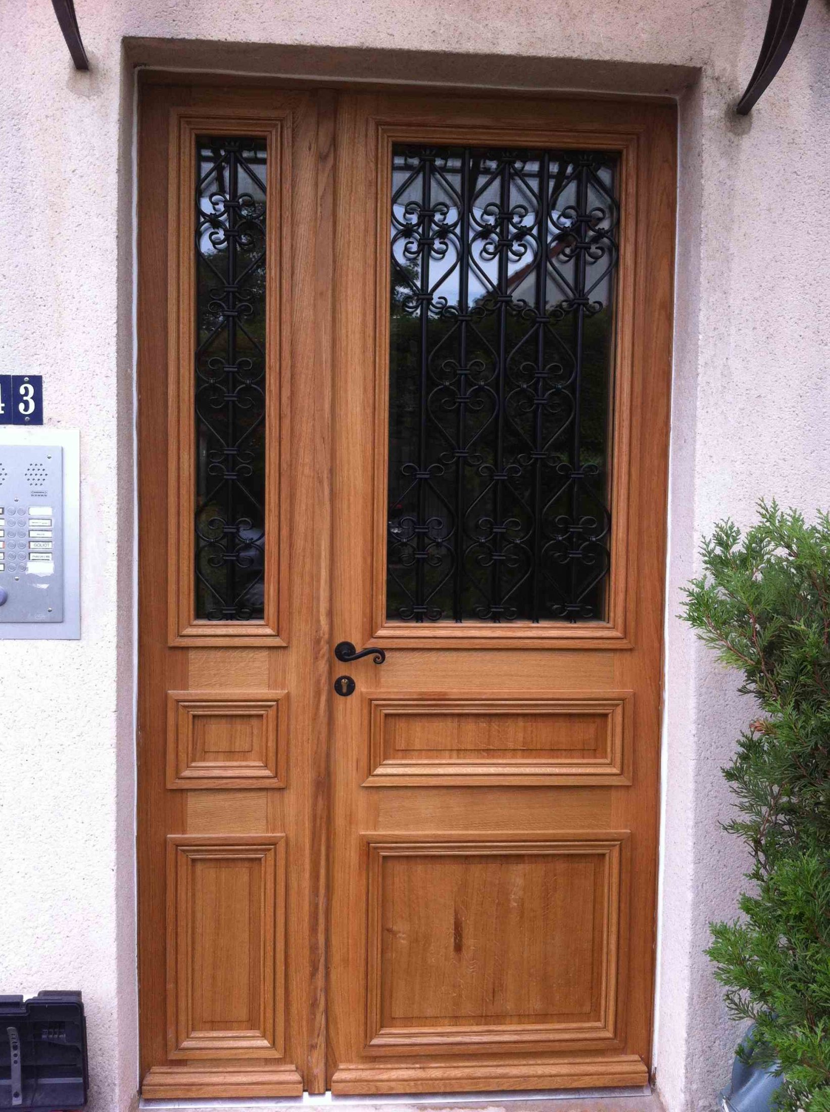 Porte Sur Rue Corbeilller 3 Tiercée Chêne Avec Grilles 2