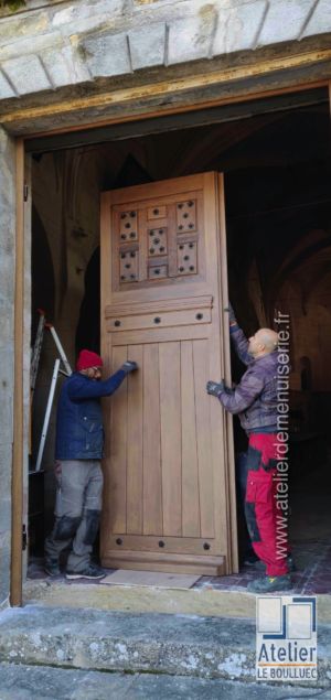 2022 05 Eglise De Vauhallan - 9 En Cours De Repose