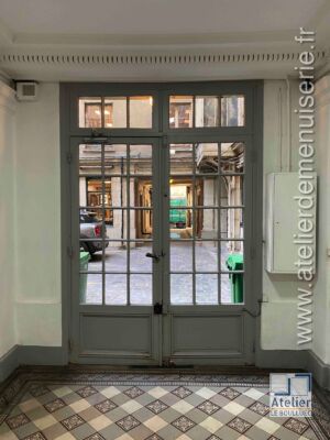 2022 12 - PORTE SAS SUR COUR 10 RUE DE LOUVOIS - TRAVAUX